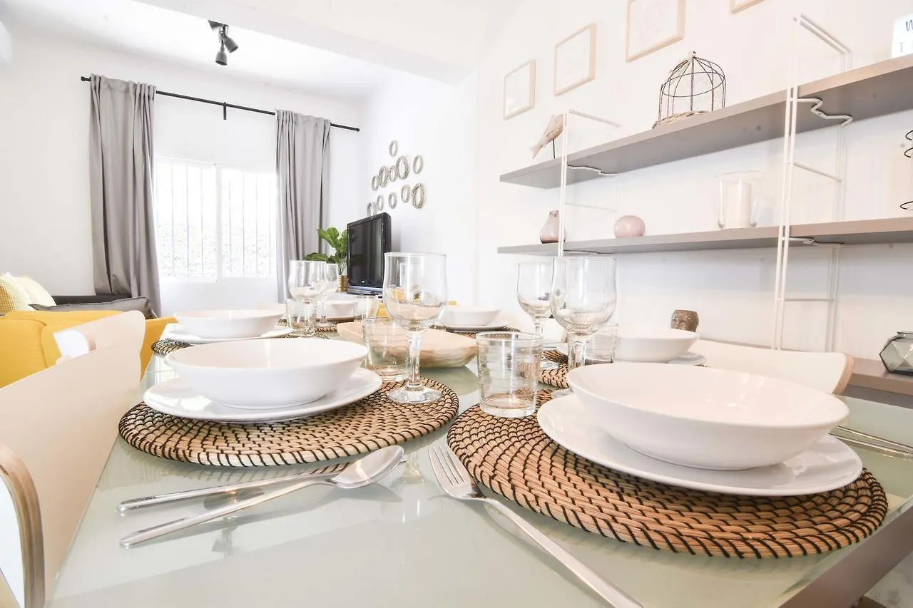 شقة Letmalaga Sweet Family إسبانيا